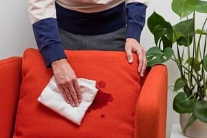 Jasa cuci sofa kotor