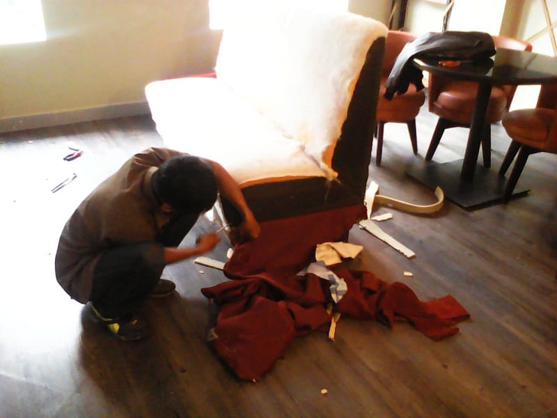 jasa service sofa terbaik